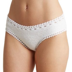 NWT Vince Women’s Lounge Crochet Bikini Bottoms. Size X-Small.